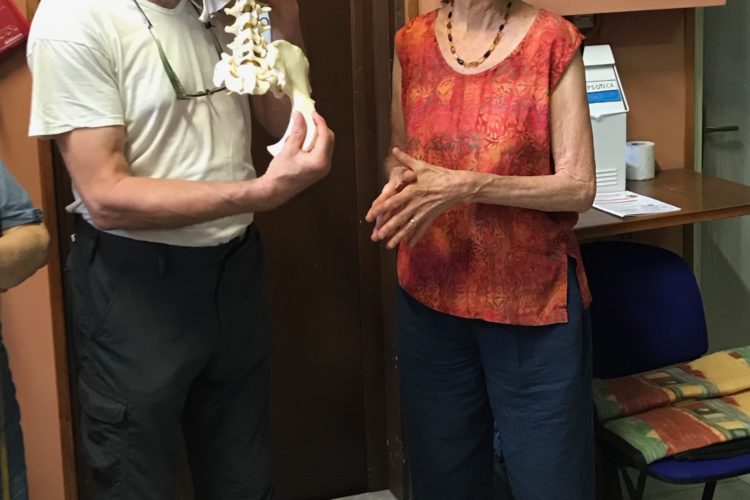 Stephano Lenzi and Georgia LeConte showing the articulation of the sacrum and ilium